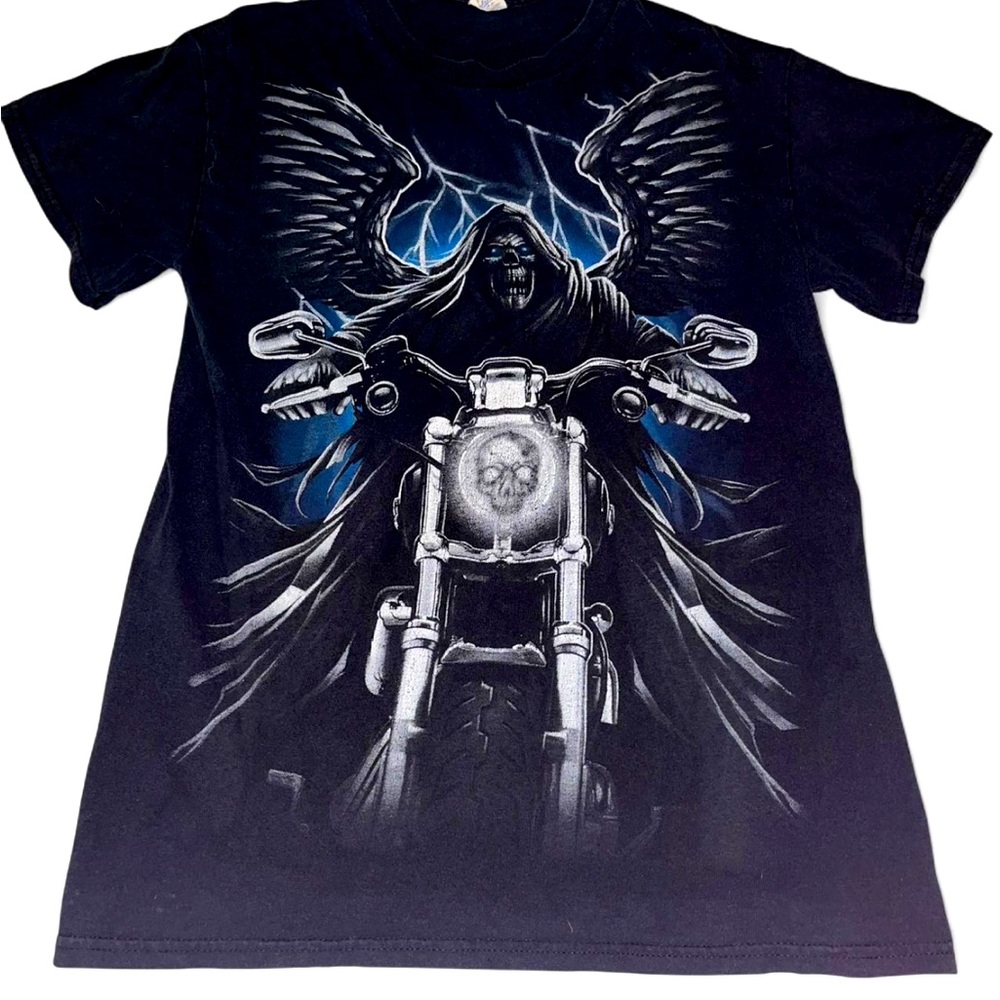Gildan Black Short Sleeve Tee with Edgy Graphic